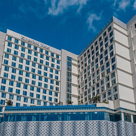 Kingsford Hotel Manila Paranaque City 외부 사진