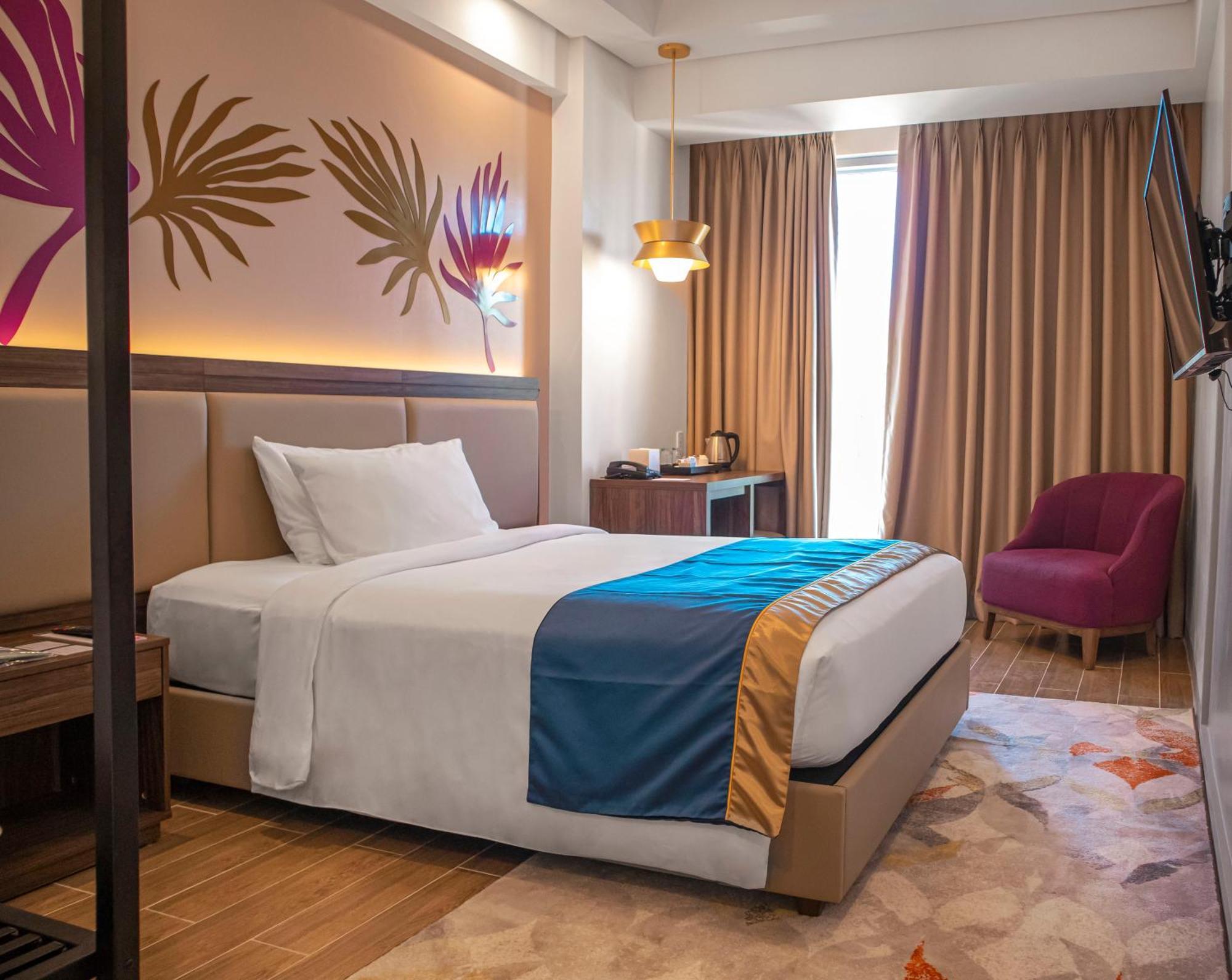Kingsford Hotel Manila Paranaque City 외부 사진
